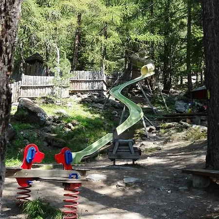 Barbara Chalet Grachen